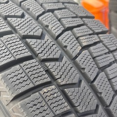 2022年製中古スタッドレスタイヤ　ホイール195/65R15 ノア、ボクシー等　ダンロップウインターマックス　バリ山！！　の画像