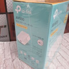 tp-link TL-PA4010KIT PLCスターター 未使用品 未開封品 箱汚れ有 プラグ＆プレイ コンパクトデザイン 【ハンズクラフト宜野湾店】 の画像