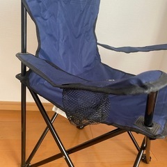 ★中古品★【ノーブランド折りたたみアウトドアチェア】持ち運び用の袋付きの画像