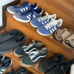 スニーカーまとめ売りの画像