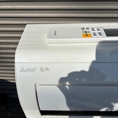 🔴取付コミコミパック❗️霧ヶ峰❗️人気10畳タイプ🔴取付込み🤖お掃除ロボ付き❄️クリーニング済✨️中古 三菱 MITSUBISHI MSZ-R2820-W 霧ヶ峰 2021年式 100V 20A 主に10畳～ 中古品 ●安心保証1年付き（ガス漏れ、水漏れ、取付不良）✨損害賠償保証で安全✅国家資格保有者が安全作業します🎖️このエアコン購入の方に限り、既設のエアコン取外し処分💰無料💰の画像