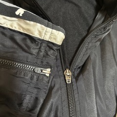 PUMA 裏地付きナイロンジャージ上下セット　130の画像