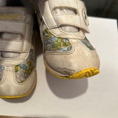 アシックス16.5センチ　ミッキーマウス　の画像