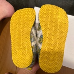 アシックス16.5センチ　ミッキーマウス　の画像