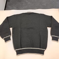 イヴサンローラン　メンズクルーネックニットセーター　ウール100%　MAサイズの画像