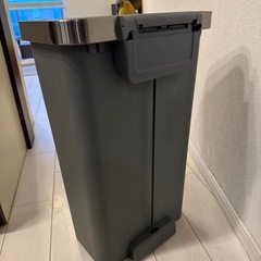 ゴミ箱　45l　の画像