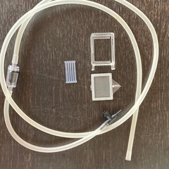 スドー 外掛式産卵飼育ボックス サテライトオプション付きの画像