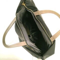 手提げバッグ（状態：良好）の画像