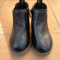 キッズ　ブーツ　15.5㎝　七五三の画像