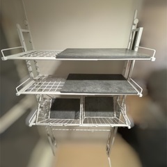 突っ張り式ランドリーラックの画像