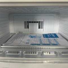 6844【美品】2023年製三菱冷凍庫 144L MF-U14H-Wの画像