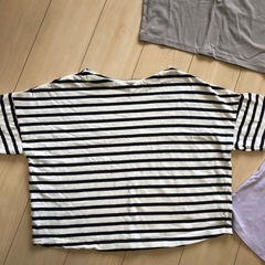 ユニクロ、ワークマン　レディース　シャツ　S.Mサイズ　4点まとめ売りの画像