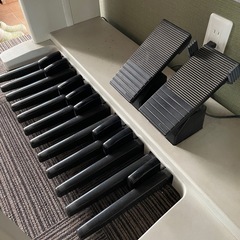 ヤマハ　エレクトーン（楽譜付き）の画像