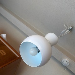 照明器具　　電球色の画像