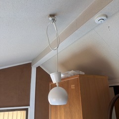 照明器具　　電球色の画像