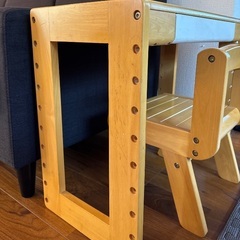 幼児用机の画像