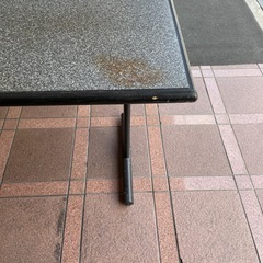 テーブル　机の画像