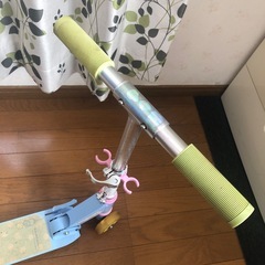 すみっこぐらし　キックボードの画像