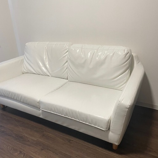 ソファー　レザー　ホワイト　２〜３人掛け