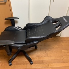 ゲーミングチェアの画像