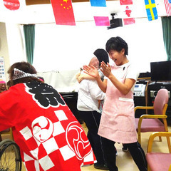 介護スタッフ／平日のみ！短時間OK！未経験OK！家庭との両立が叶う！の画像