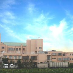 介護スタッフ／平日のみ！短時間OK！未経験OK！家庭との両立が叶う！の画像