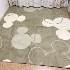 カーペット　ディズニー　ベルメゾン　ベージュの画像