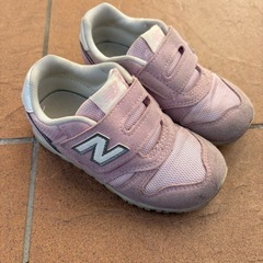 ニューバランス　キッズスニーカー　16㎝の画像