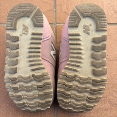 ニューバランス　キッズスニーカー　16㎝の画像