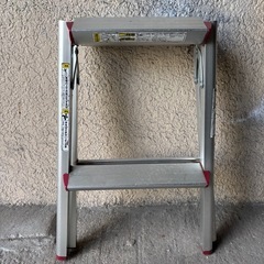 脚立の画像
