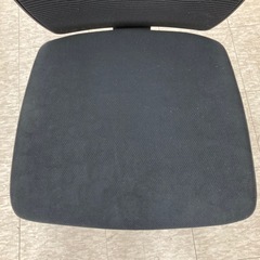 【ジモティー割引で最大15％OFF⭐️】オカムラ Village チェア ブラックの画像