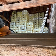 農業　コンテナ　無料　100個ほどの画像