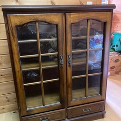 美品　鉾田市汲上にある戸棚の画像