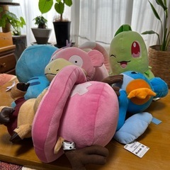 【お話し中】
ぬいぐるみ各種の画像