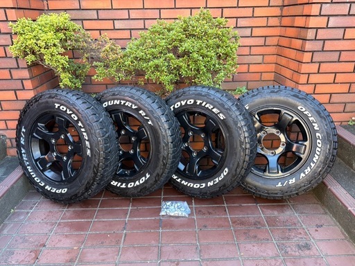 ジムニーに　タイヤ&アルミ　4本　185/85R16