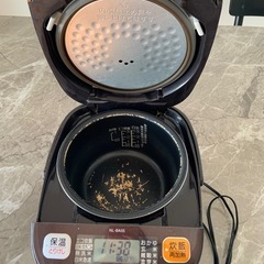 象印3合炊き炊飯器
の画像