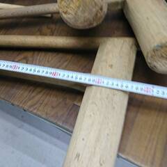 餅つき 臼 木製 杵4本 木臼 うす きね セットお正月 餅つき イベント 恒例行事 木製 餅つき道具 季節 年中行事の画像