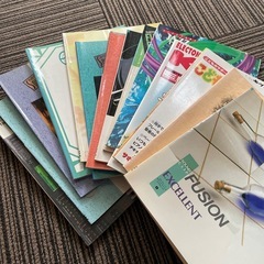 ヤマハ　エレクトーン（楽譜付き）の画像