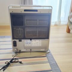 ガスファンヒーター　大阪ガスN140‐5543 木造１１畳コンクリート１５畳用   2.5Mホース付き　2007年製の画像