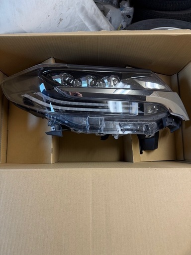 値下げ❗️アルファード30後期　右ヘッドライト