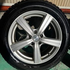 スタッドレスタイヤ　ミシュラン　X-ICE SNOW ２１５/６０R１７の画像