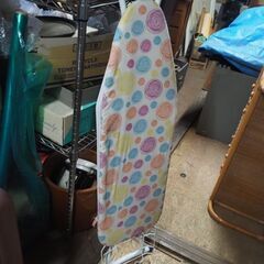 アイロン台、ケユカ、未使用品、このままの状態の画像