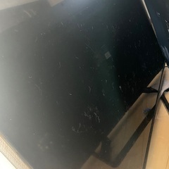 壊れたテレビ2台の画像