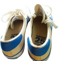 【アディダス 25周年記念モデル US9（27.0cm）】の画像