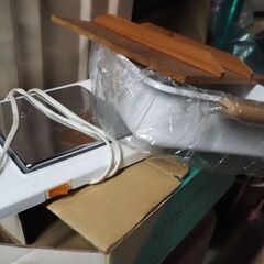 おでん鍋、未使用品、保温プレート付きの画像