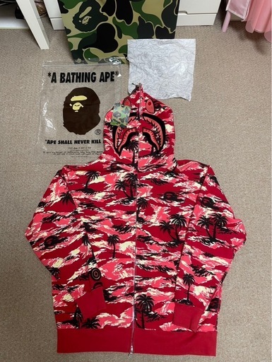 A BATHING APE カモフラージュ シャークパーカー 100％正規品