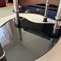 ガラステーブルの画像