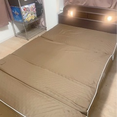 ベッドフレーム/ダブルベッド※11/20以降受渡し予定の画像