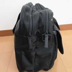 ユニクロ　無地2wayバッグの画像