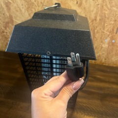 電撃殺虫器の画像